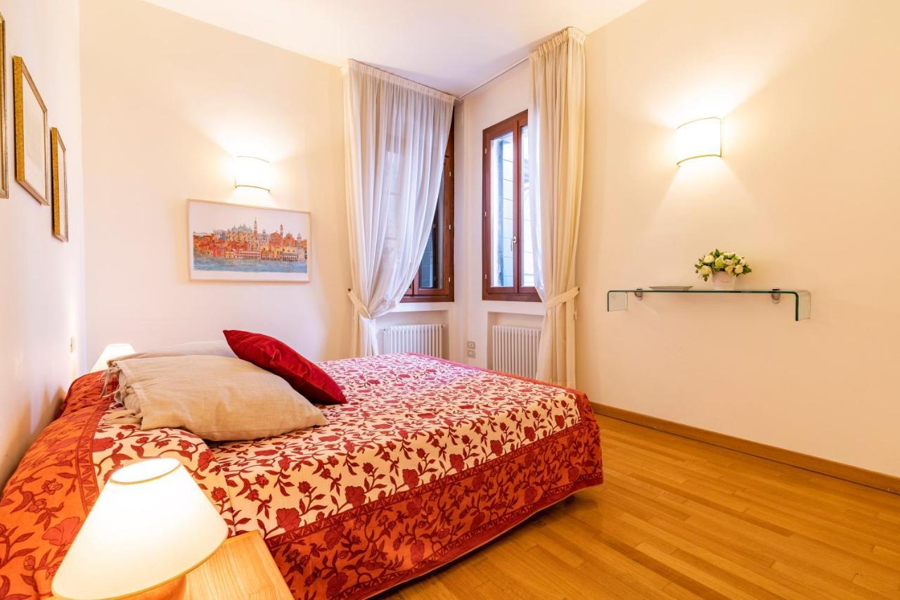 Ca Jole San Marco Apartment M02704210223 Venice Exterior photo