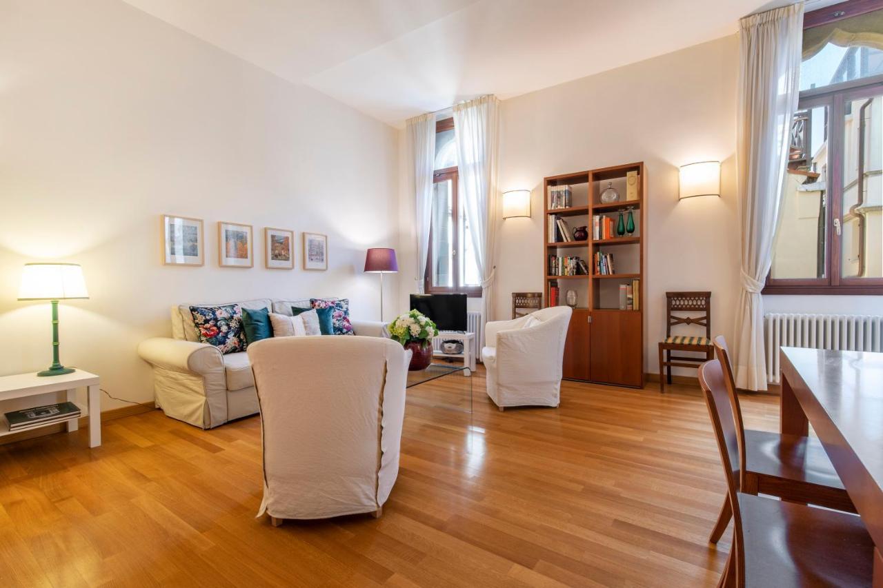 Ca Jole San Marco Apartment M02704210223 Venice Exterior photo