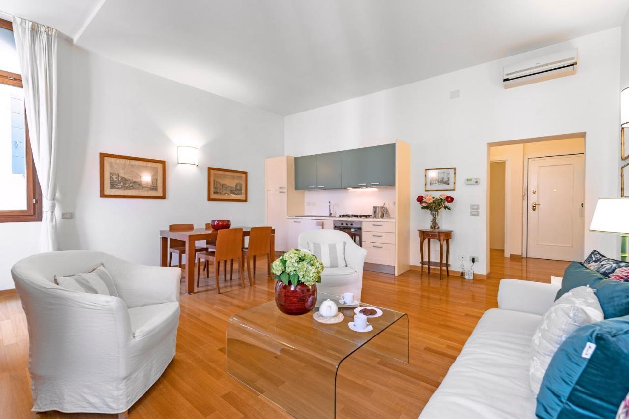 Ca Jole San Marco Apartment M02704210223 Venice Exterior photo